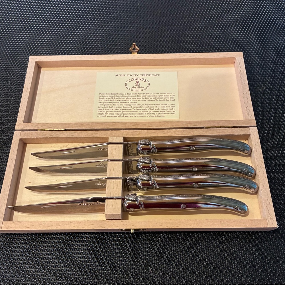 William Sonoma Laguiole Stamped Knives